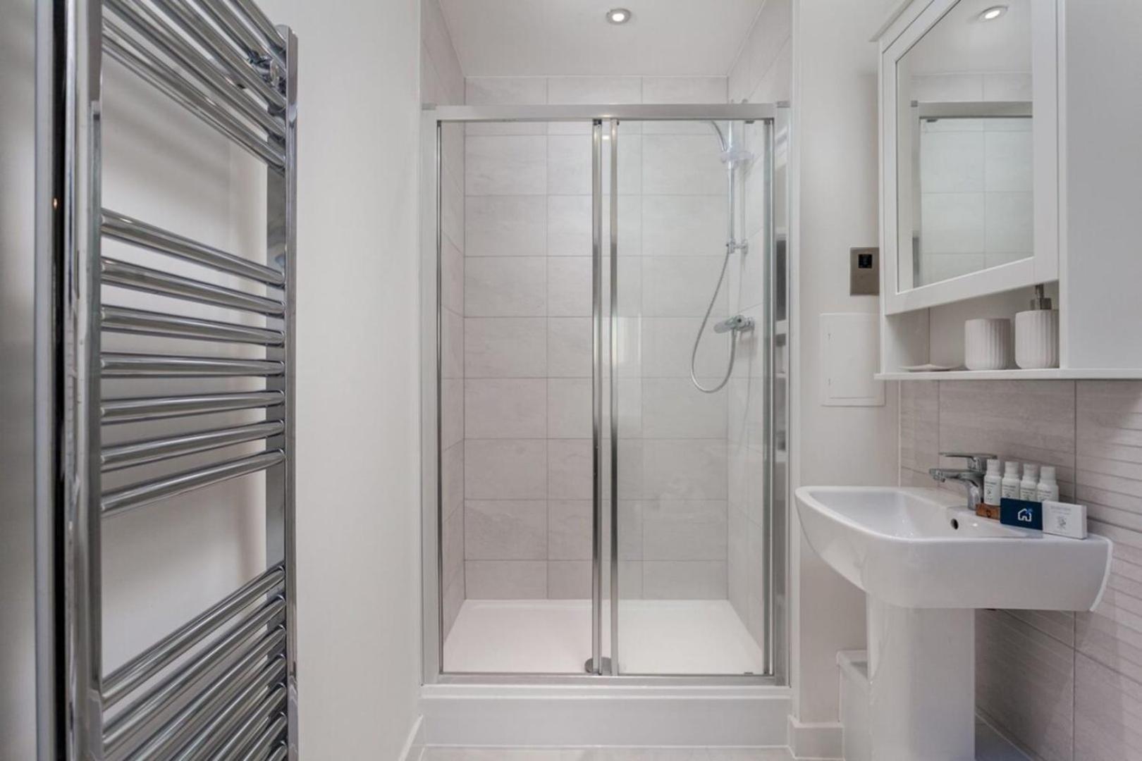 Classy Cricklewood Home Λονδίνο Εξωτερικό φωτογραφία